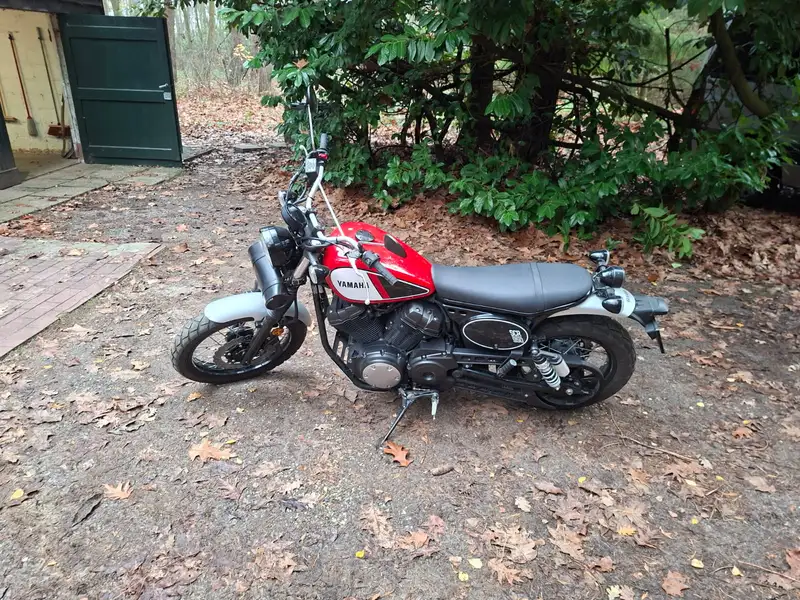 Yamaha SCR 950 - foto 4