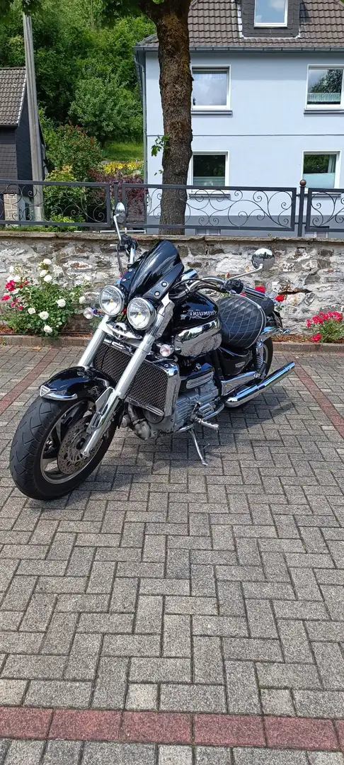 Triumph Rocket III Classic crna - 1