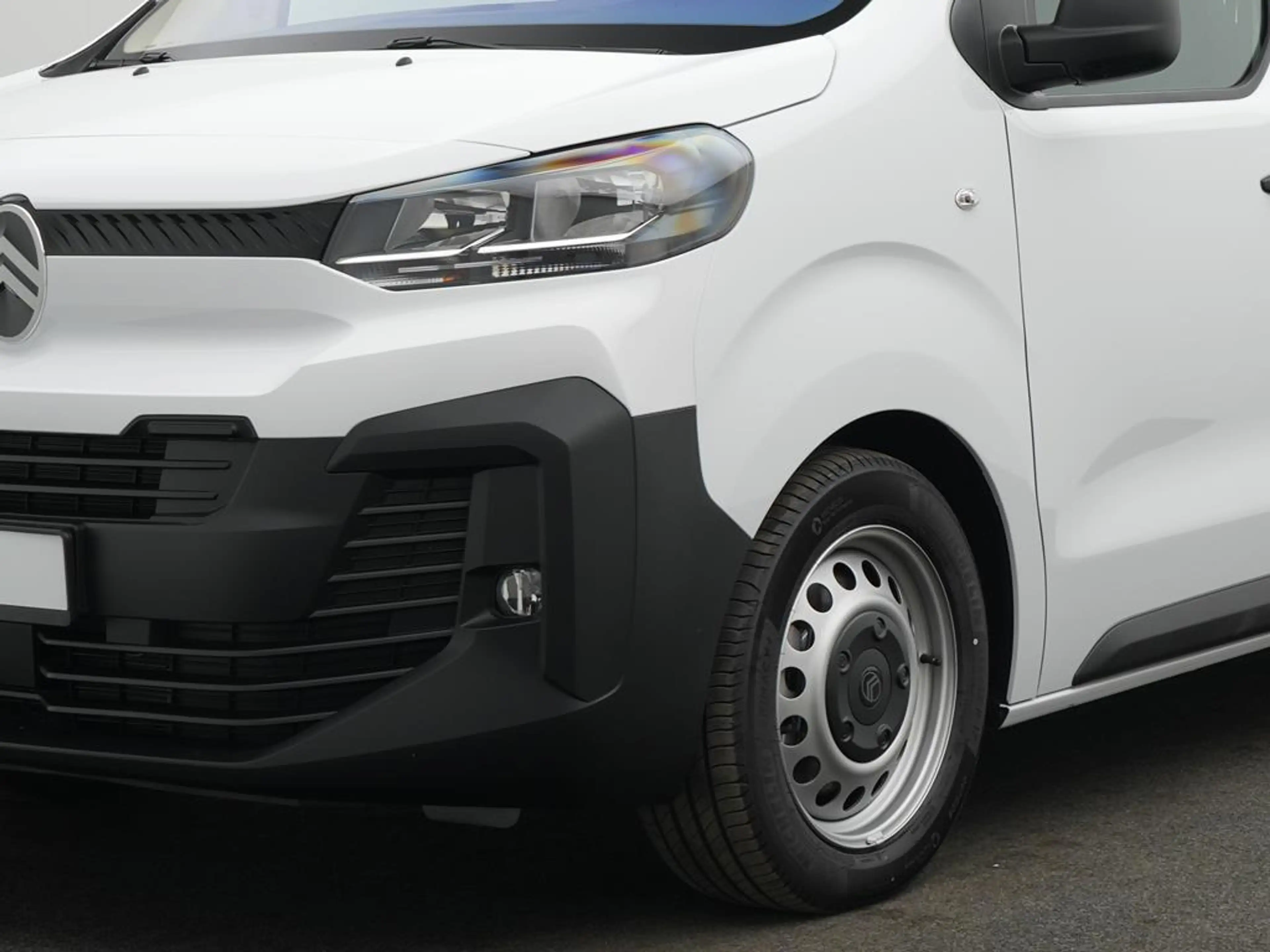 Citroen Jumpy Kombi M Diesel 180 Automatik 8-Sitzer — photo 11