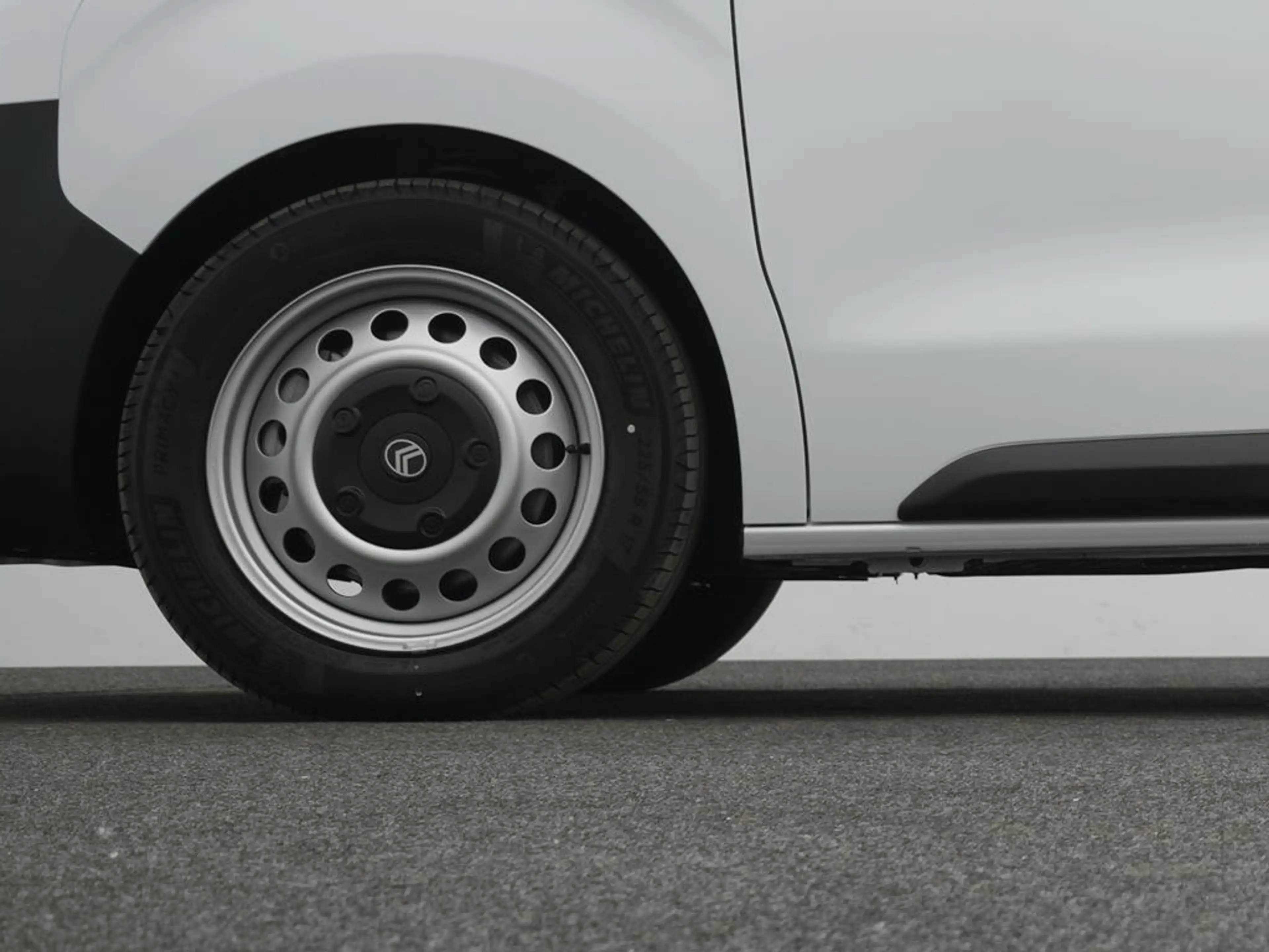 Citroen Jumpy Kombi M Diesel 180 Automatik 8-Sitzer — photo 10