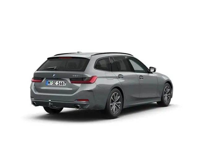 BMW 3 Series view 3