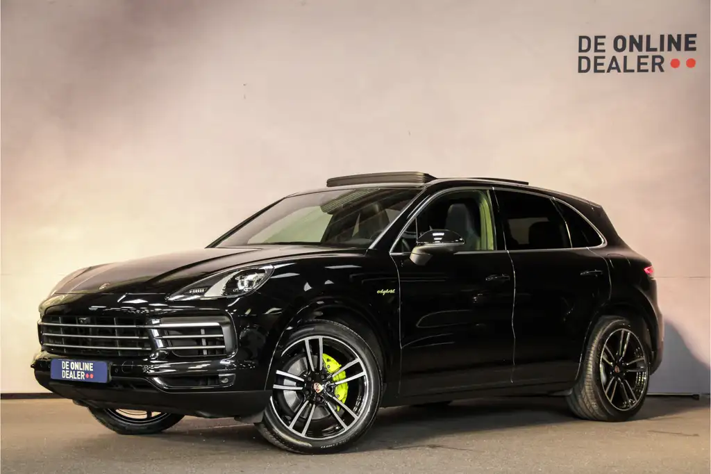 Porsche Cayenne 2018 из Европы — купить под ключ
