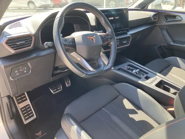 Cupra Leon view 10