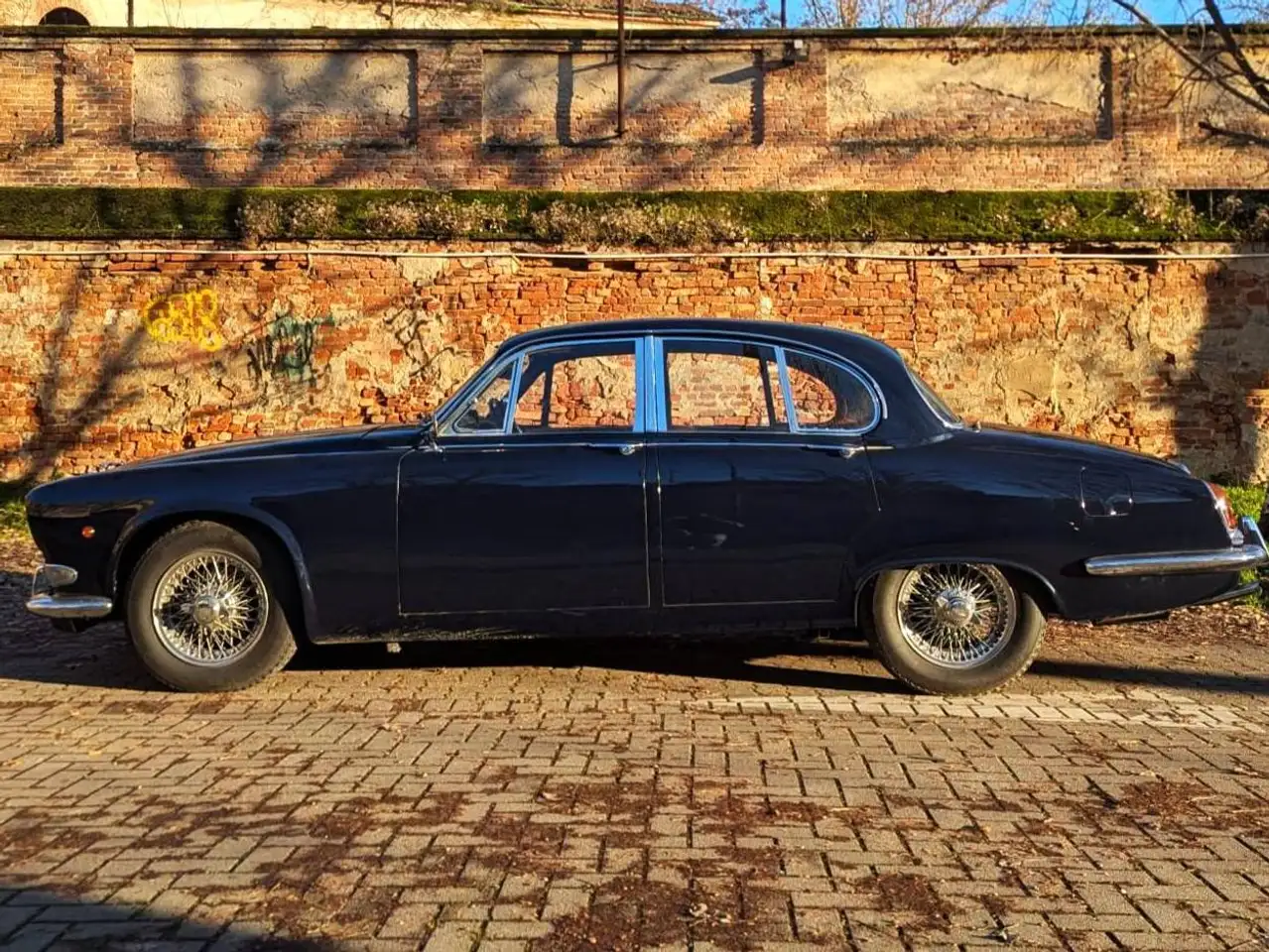 Jaguar 420, foto 4