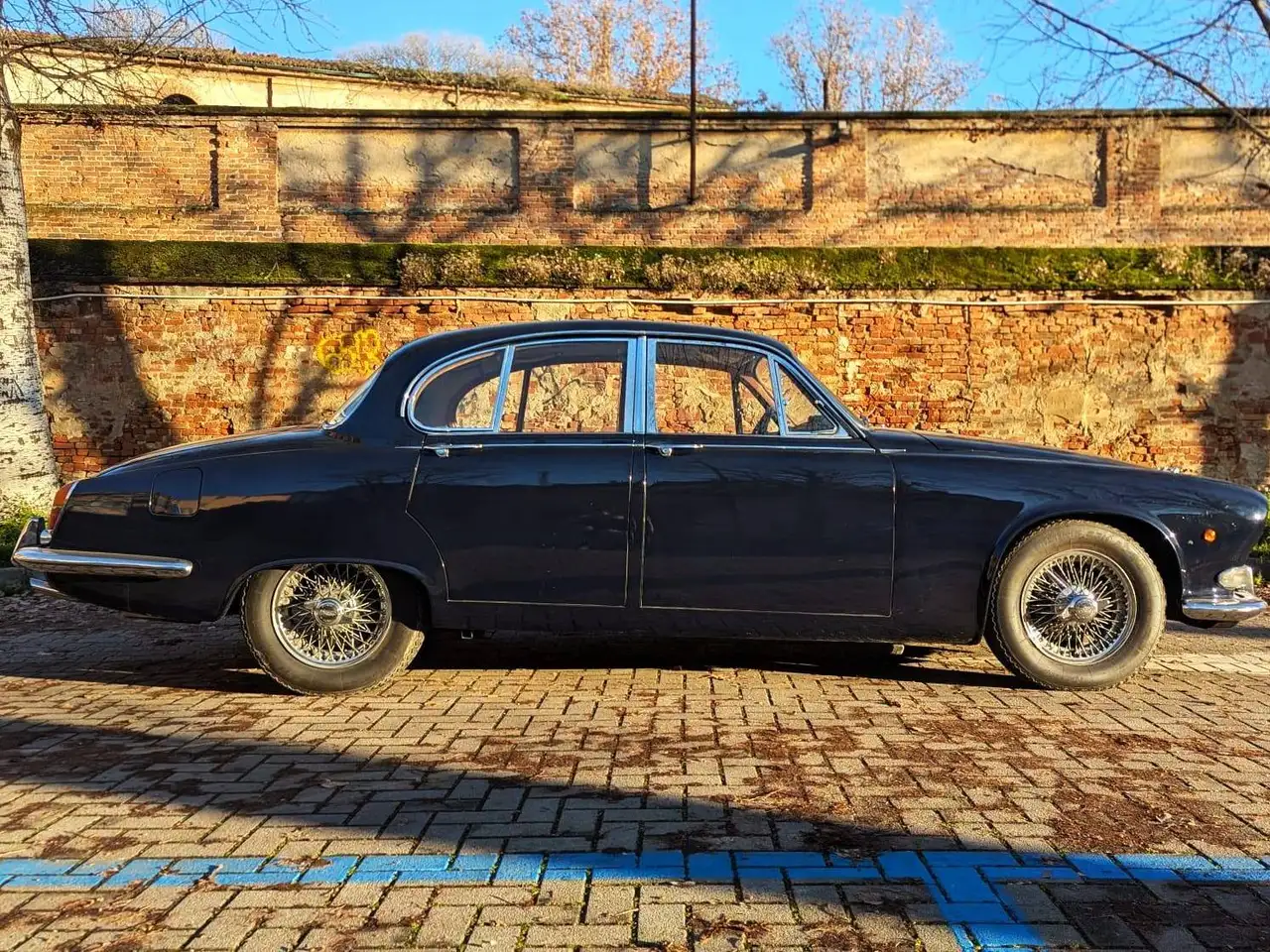 Jaguar 420, foto 3