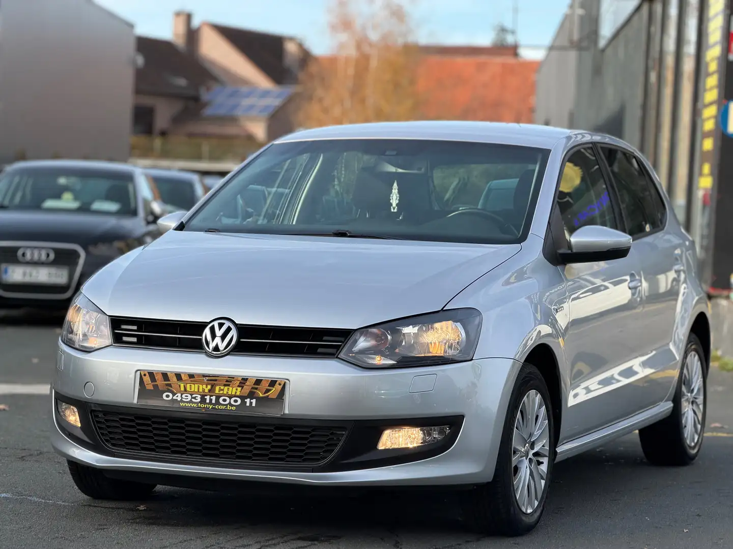 Volkswagen Polo Polo 1.2i*NAVI*CAMERA*Android*BT*USB*Garantis12M Gris - 2
