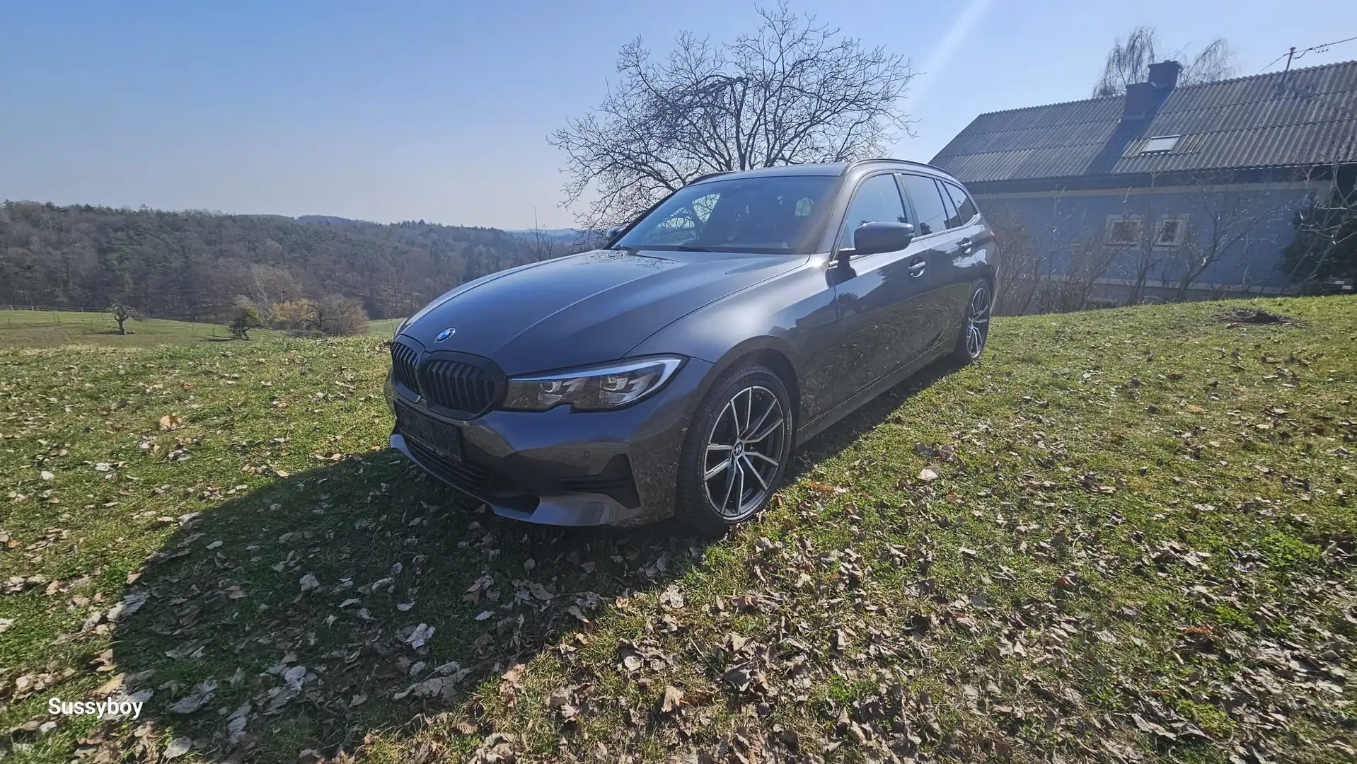 BMW 318 318d Touring Advantage Aut. Advantage Grau - 2