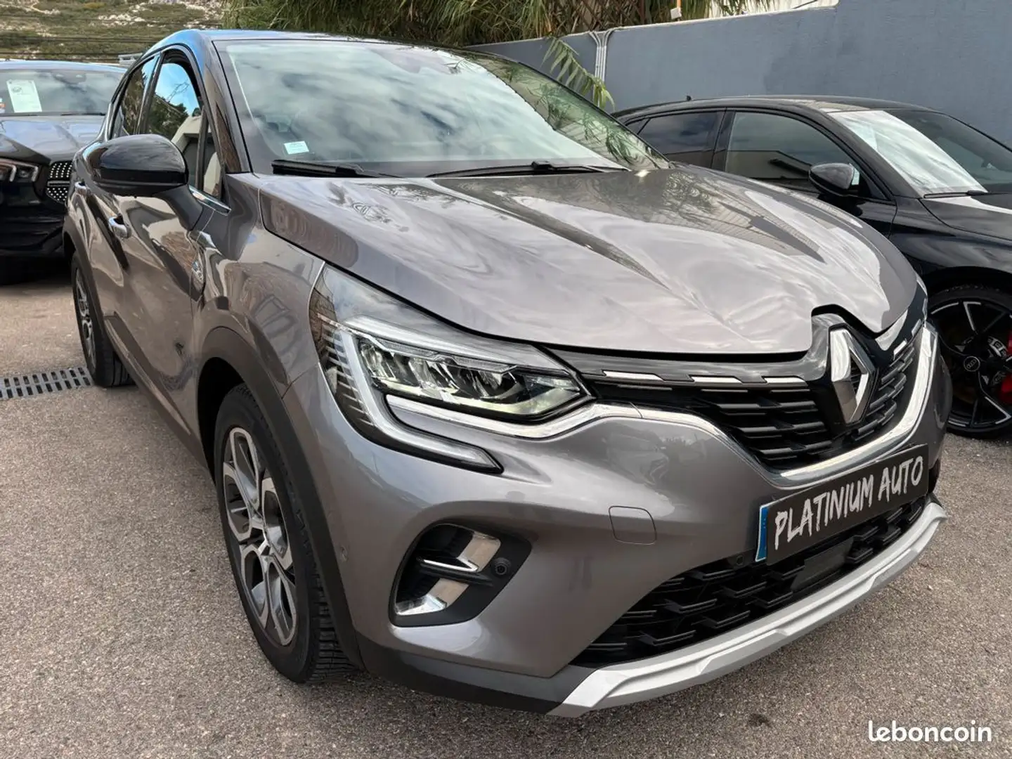 Renault Captur II 1.3 TCE 130 Intens EDC Gris - 1