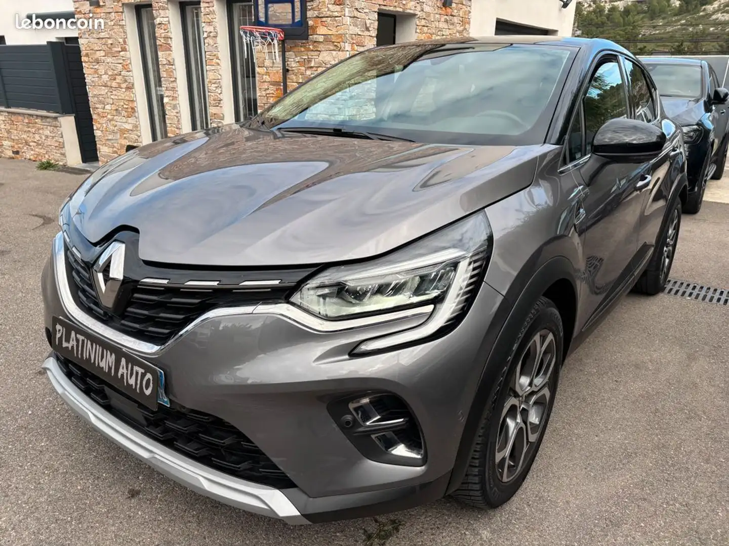 Renault Captur II 1.3 TCE 130 Intens EDC Gris - 2