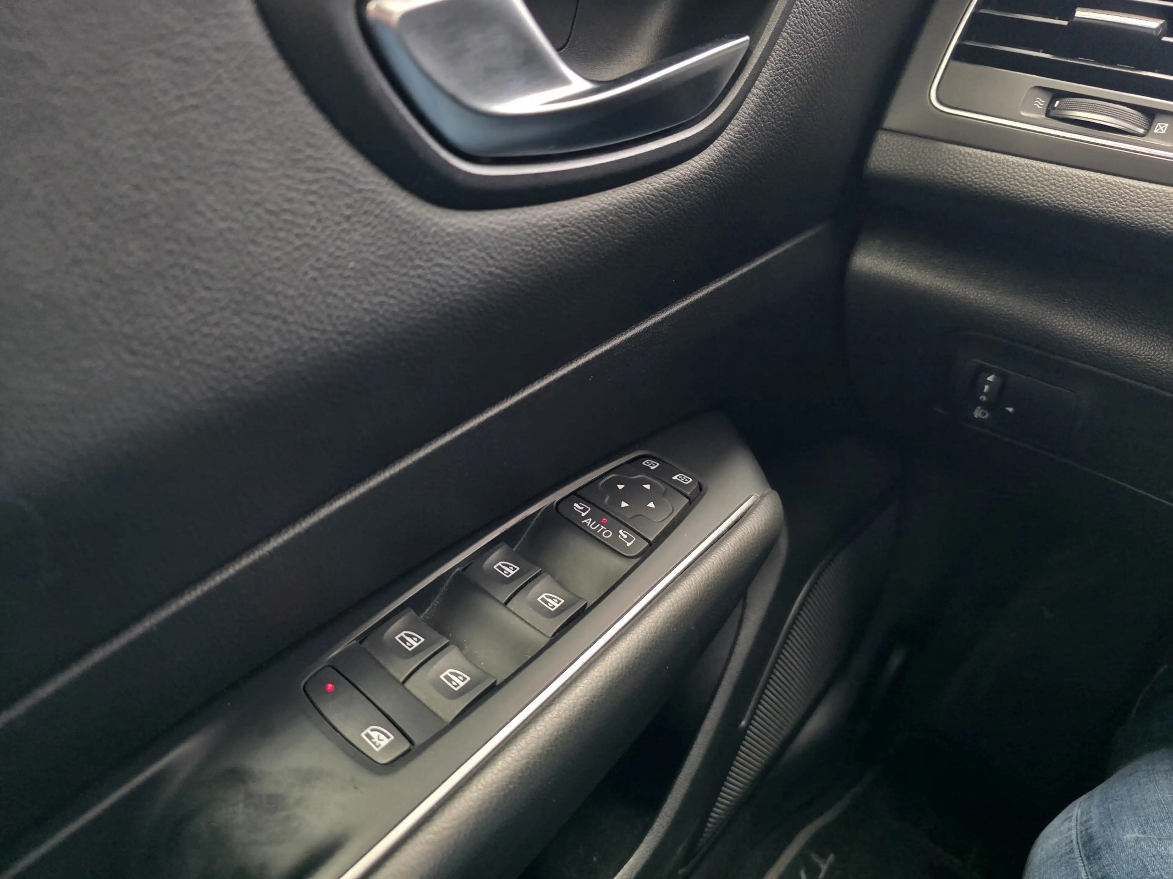 Renault Talisman Talisman SW 1.5 dCi Energy Intens — photo 13