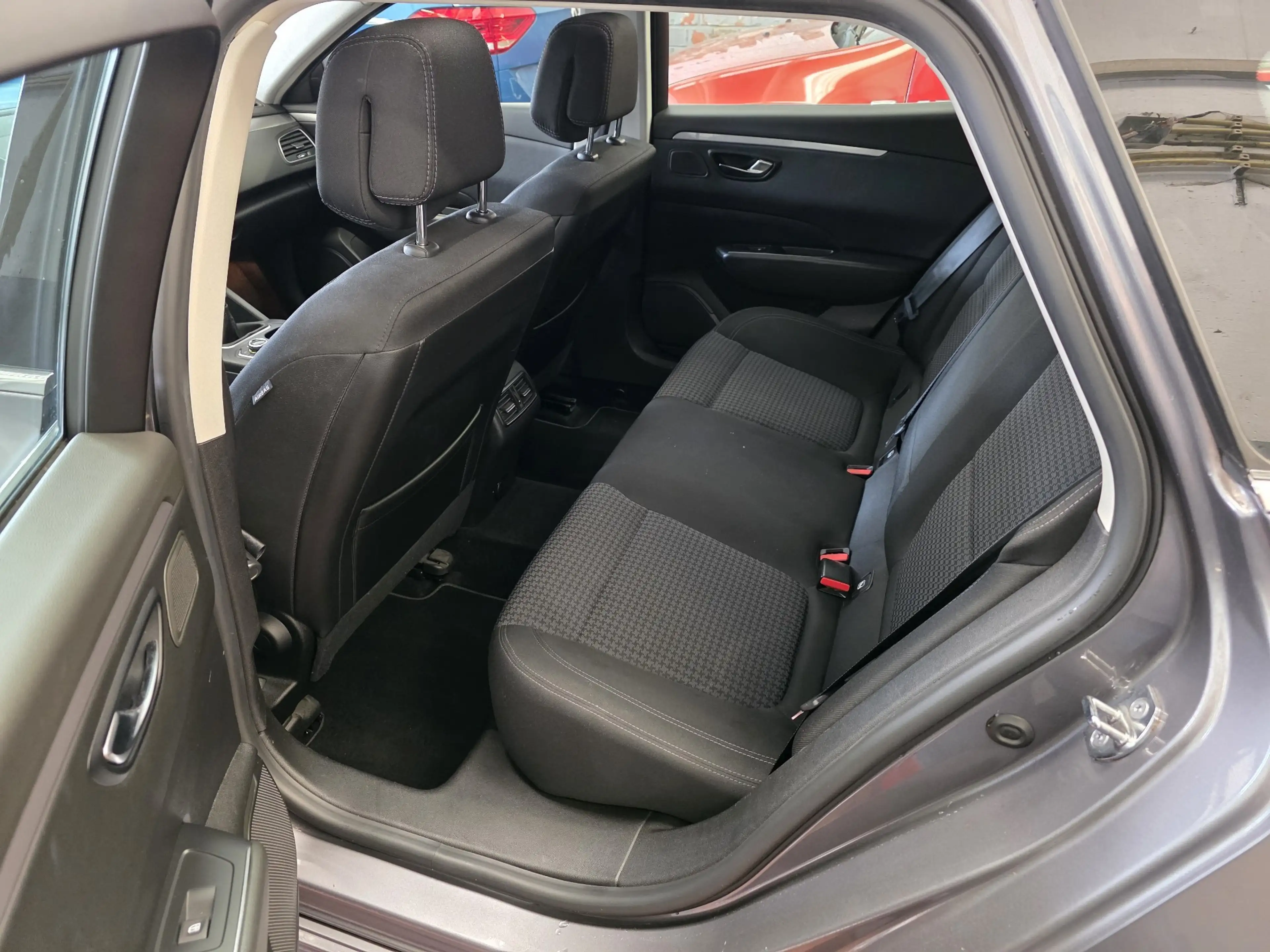 Renault Talisman Talisman SW 1.5 dCi Energy Intens — photo 8
