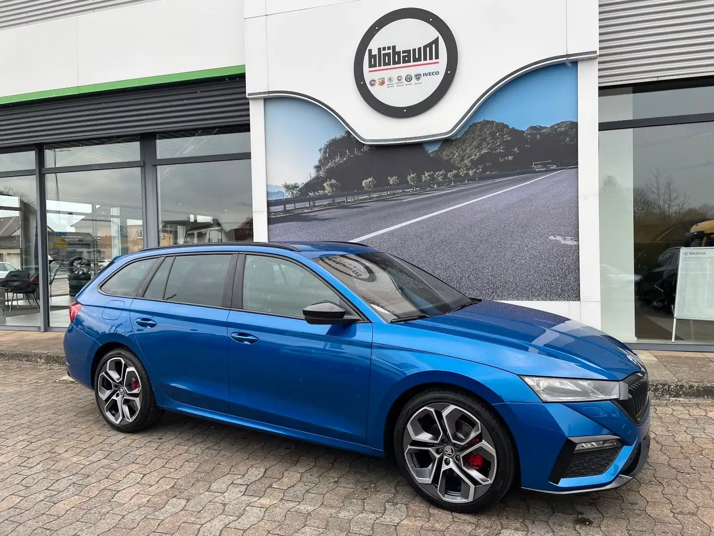 Skoda Octavia Combi RS 2.0TDI DSG LED Columbus uvm. Blau - 1