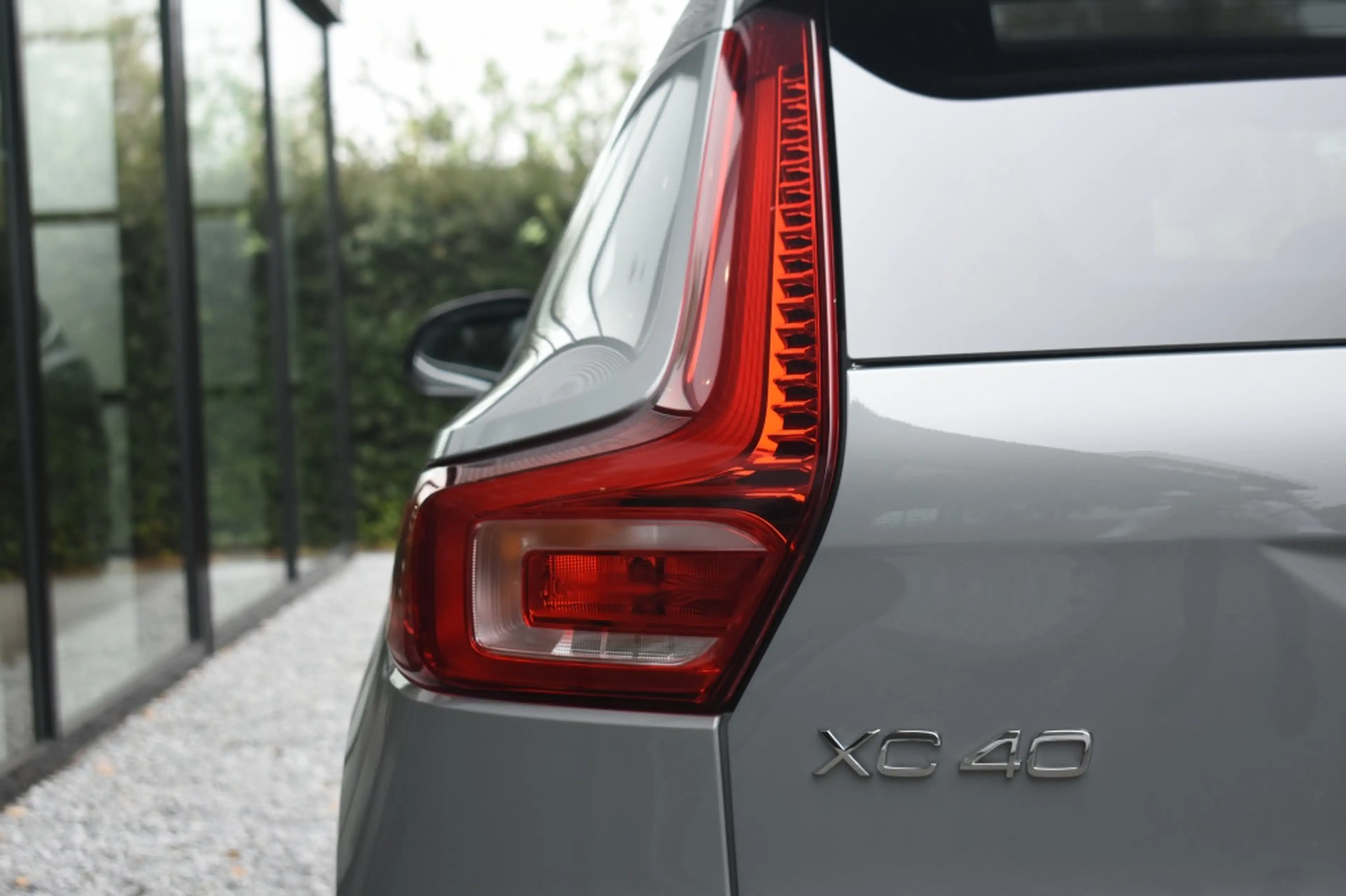 Volvo XC40 B4 197pk Plus Dark | Lounge | Lighting | Trekhaak — photo 31