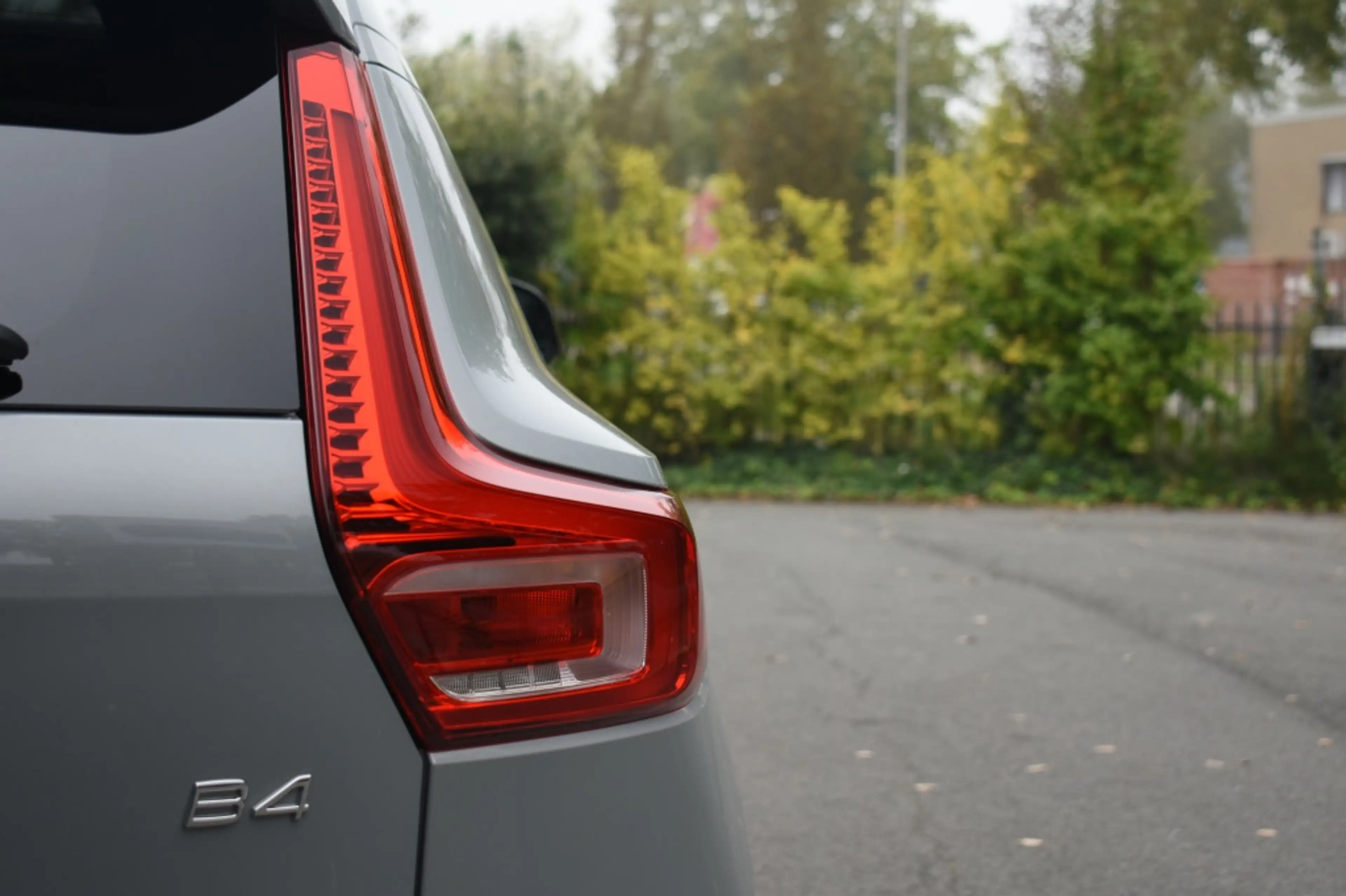 Volvo XC40 B4 197pk Plus Dark | Lounge | Lighting | Trekhaak — photo 30