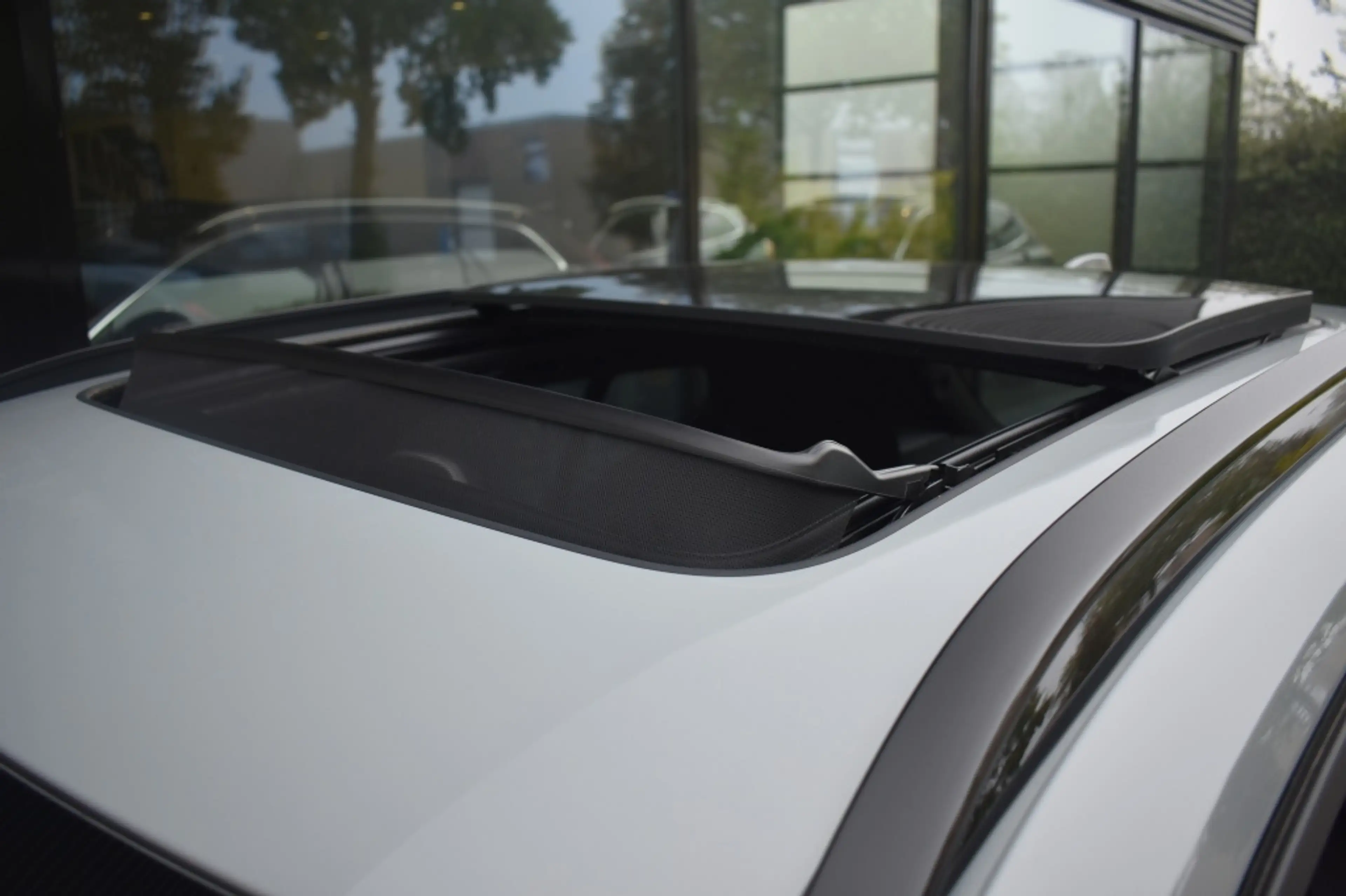 Volvo XC40 B4 197pk Plus Dark | Lounge | Lighting | Trekhaak — photo 11