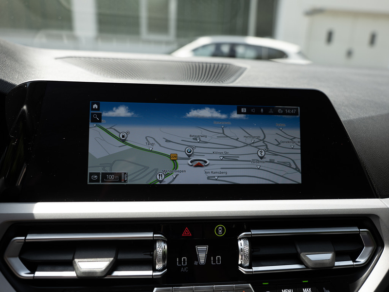 BMW 318 d Advantage LED NAVI SITZHEIZUNG PDC KLIMA — photo 14