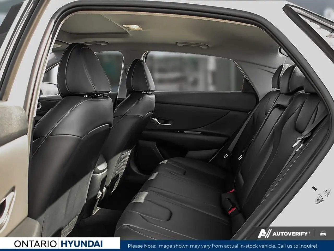 Hyundai ELANTRA снимка Hyundai ELANTRA