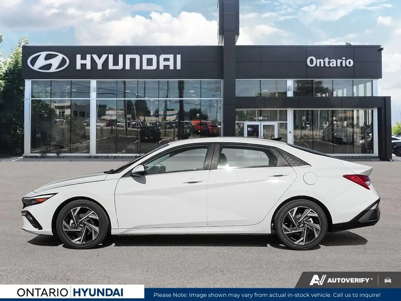 Hyundai ELANTRA снимка Hyundai ELANTRA