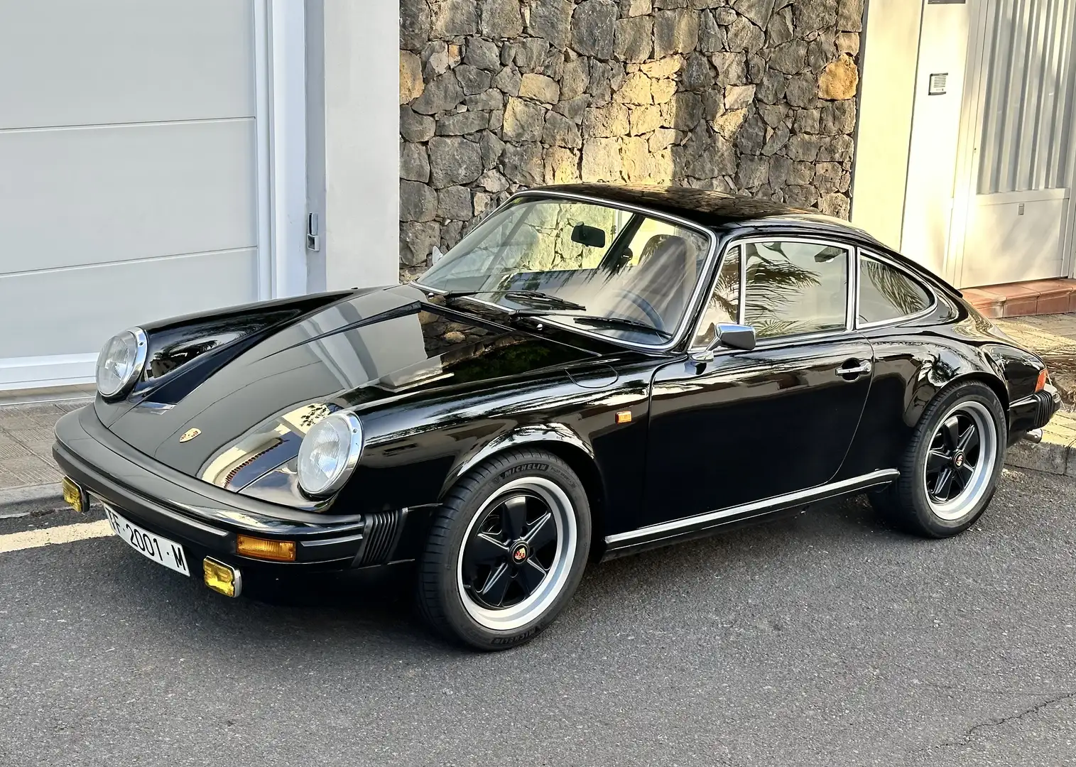 Porsche 911 911SC. - 1
