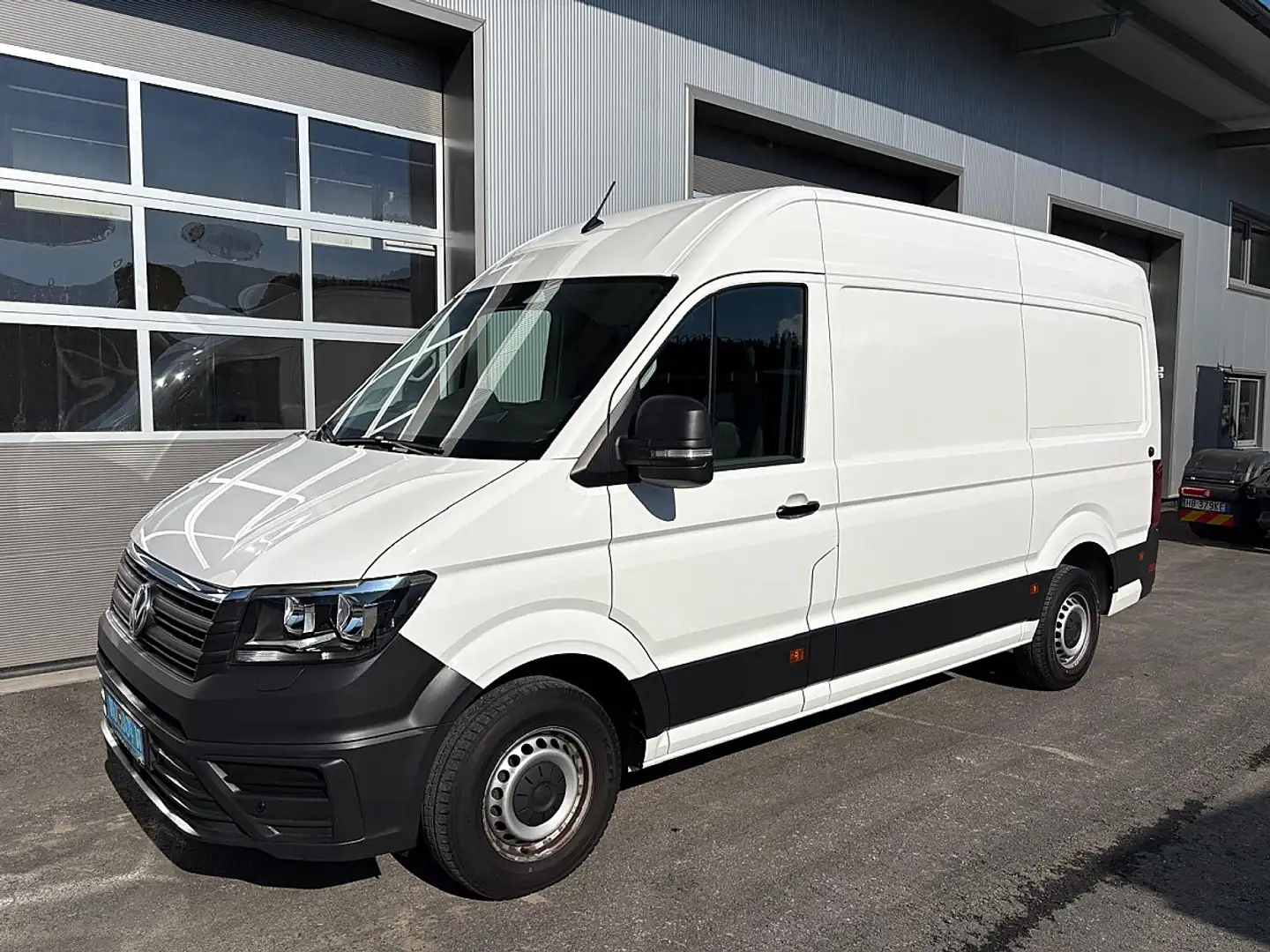 Volkswagen Crafter 30 Kasten MR L3H3 2,0-I-TDI Entry Weiß - 1