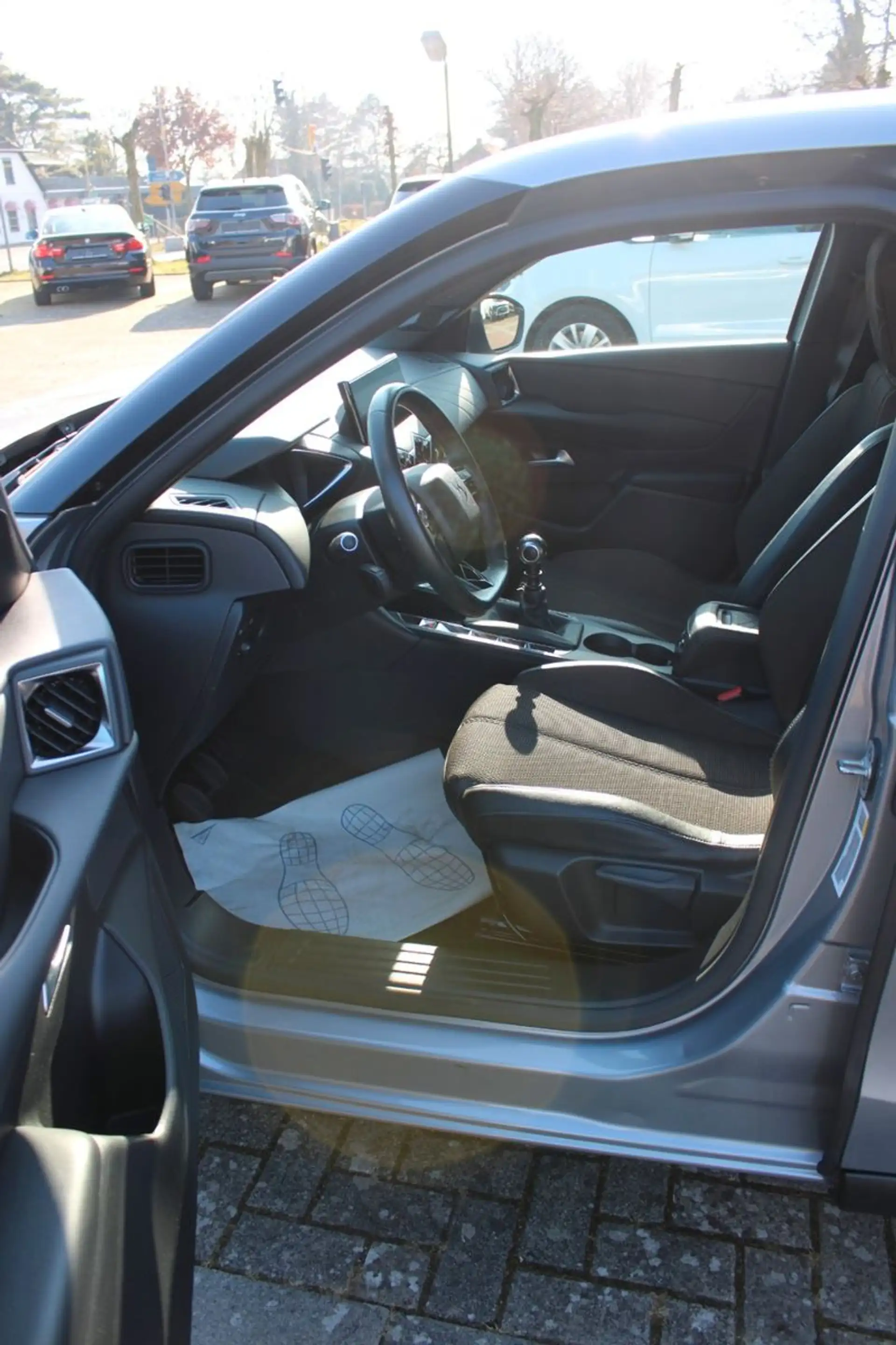 DS Automobiles DS 3 Crossback Bastille Kamera Navi — photo 13