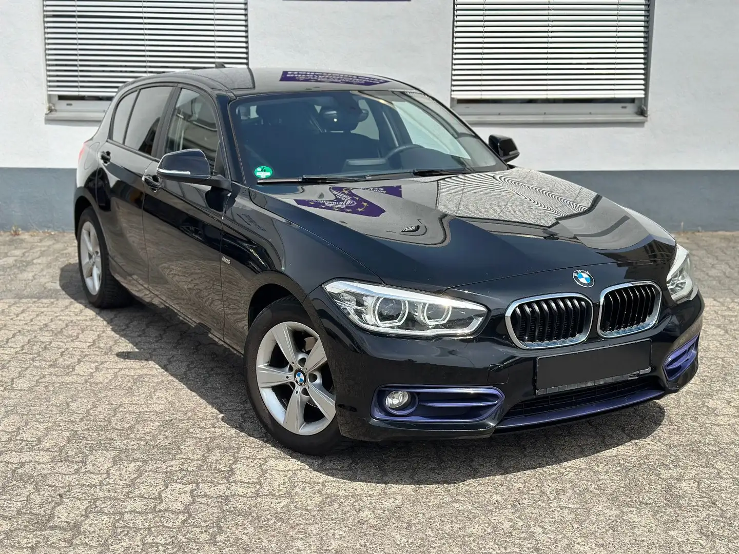 BMW 118 i Sport Line * M Sport / ED / Klimatronic * Zwart - 1
