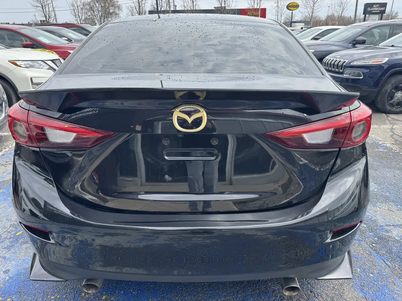 Mazda 3 снимка Mazda 3