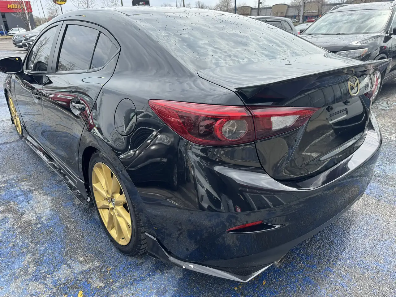 Mazda 3 снимка Mazda 3