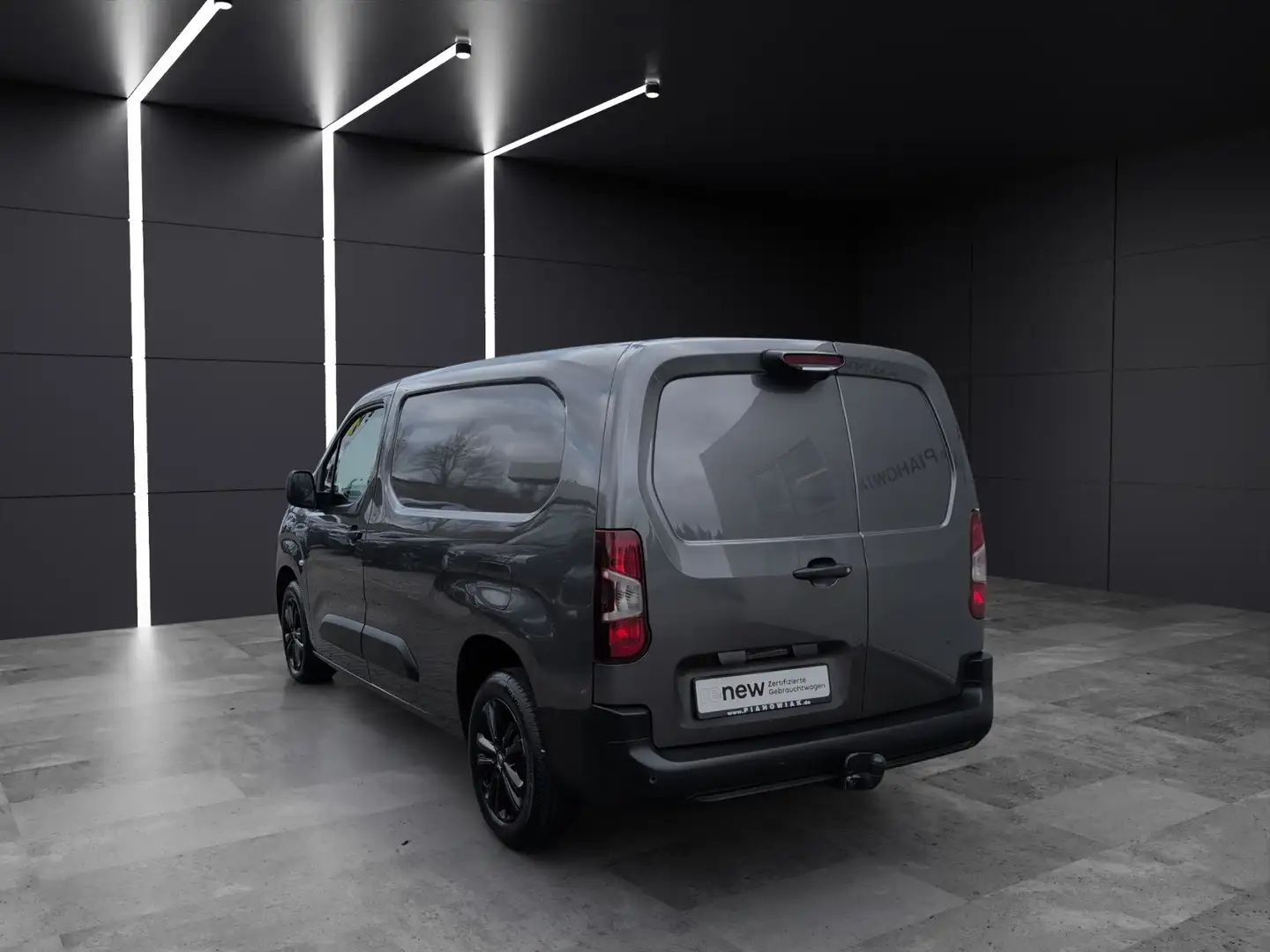 Citroen Berlingo Driver XL BlueHDi 130 EAT8 AHK Standheizu Gris - 2