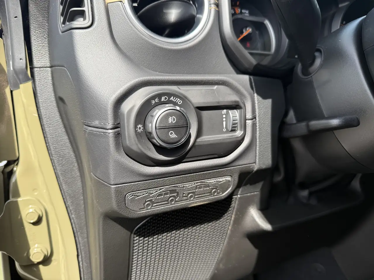 Jeep Gladiator снимка Jeep Gladiator