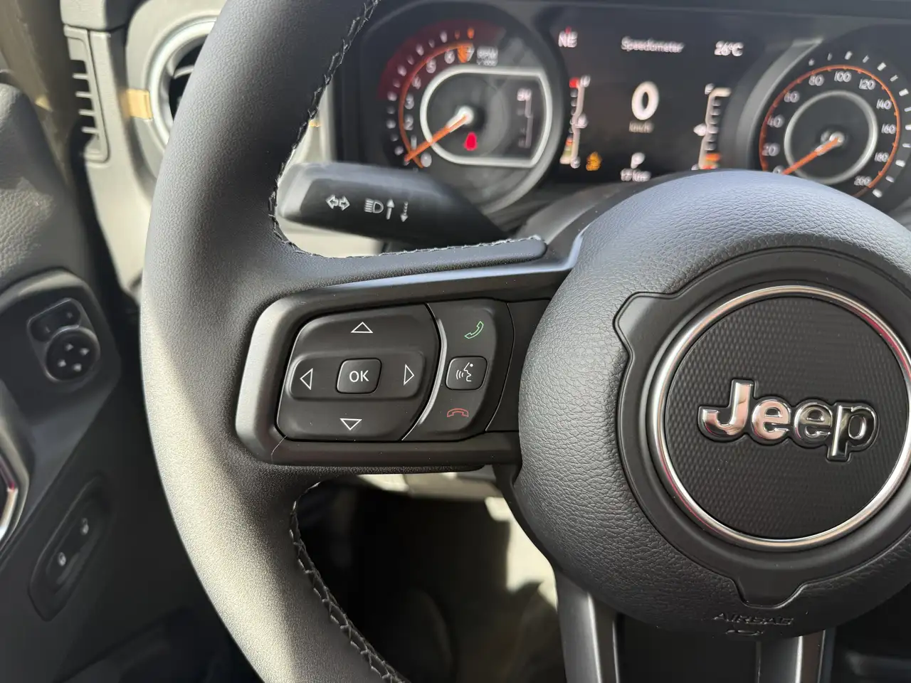 Jeep Gladiator снимка Jeep Gladiator