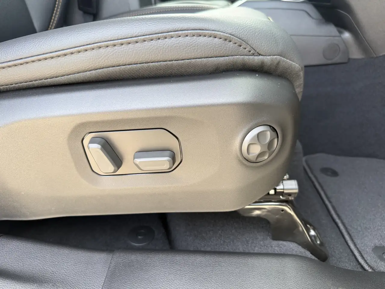 Jeep Gladiator снимка Jeep Gladiator