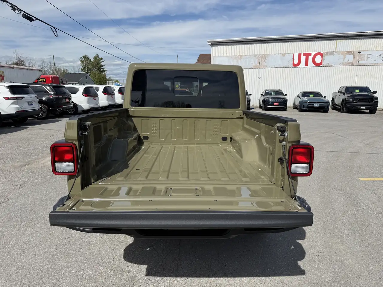 Jeep Gladiator снимка Jeep Gladiator