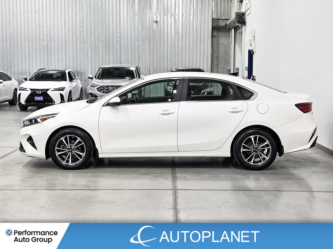 Kia Forte снимка Kia Forte