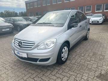 Standard * Klima / Isofix *