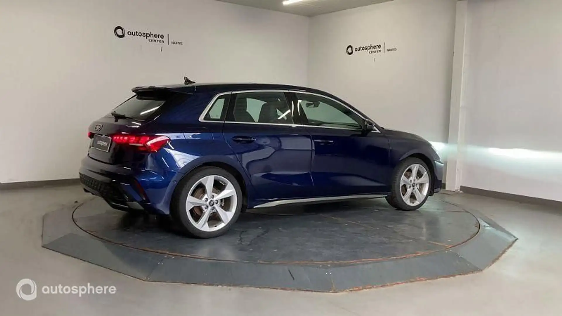 Audi A3 35 TDI 150ch S line S tronic 7 - 2