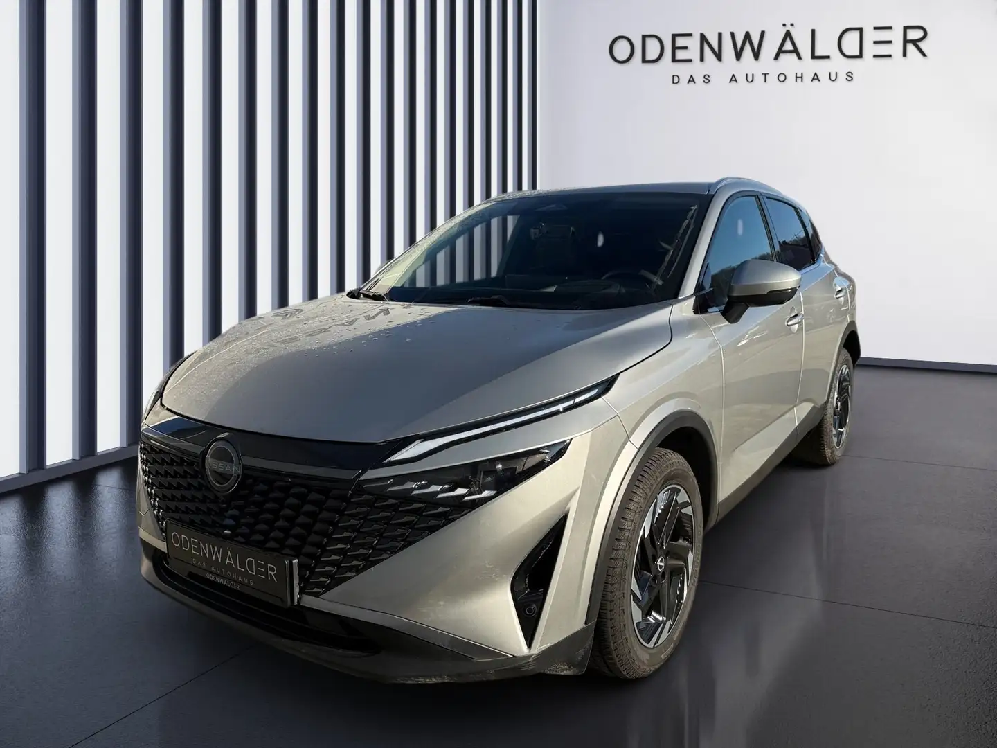 Nissan Qashqai 1.3 DIG-T MHEV N-Connecta ACC+LED+Navi Silber - 1