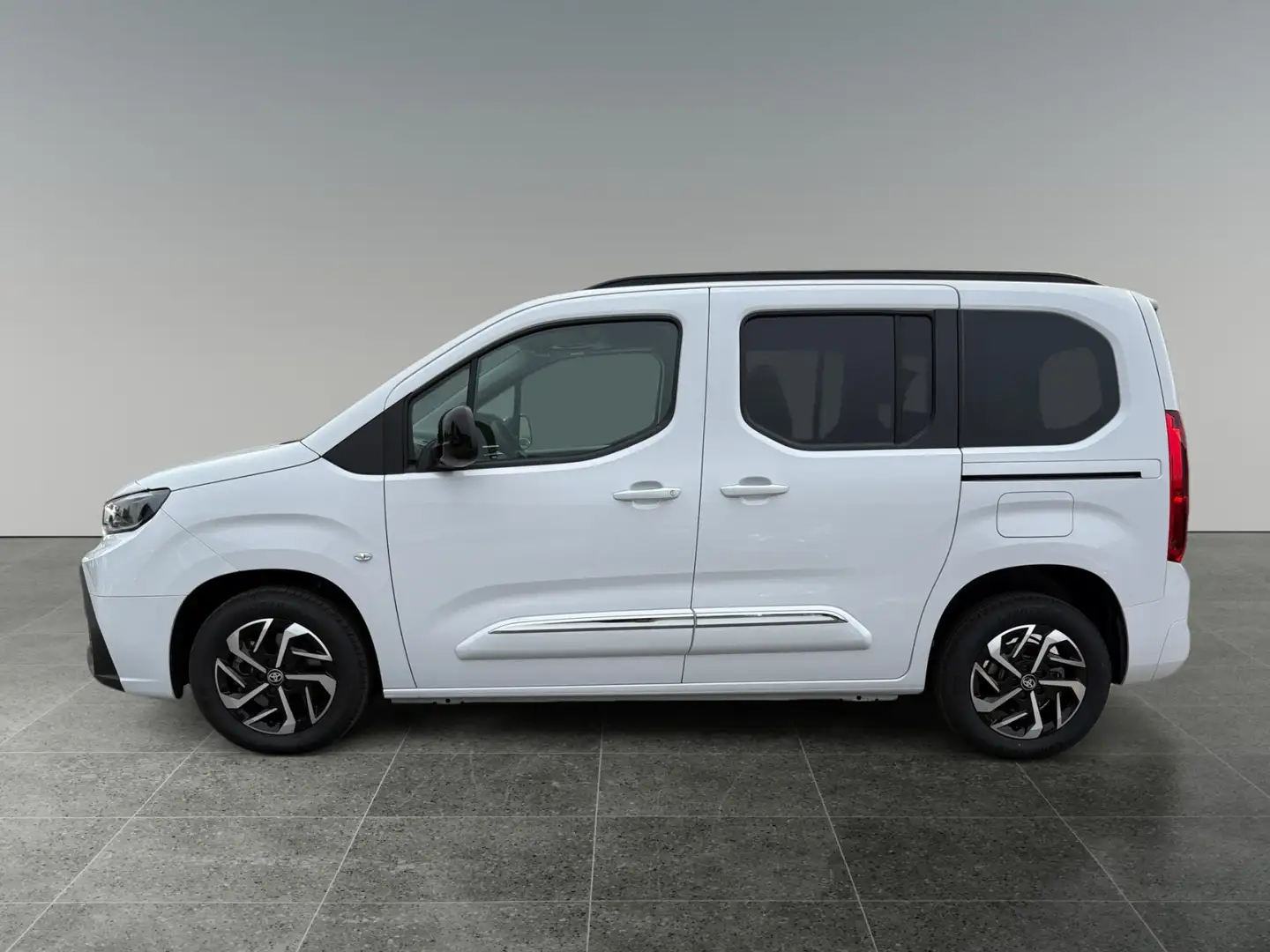 Toyota Proace City Verso 1,5l 100PS Family L1 Blanc - 2