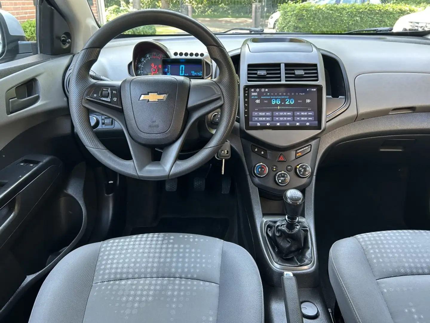 Chevrolet Aveo 1.2 LS 5-deurs Airco, Cruise control Grau - 2