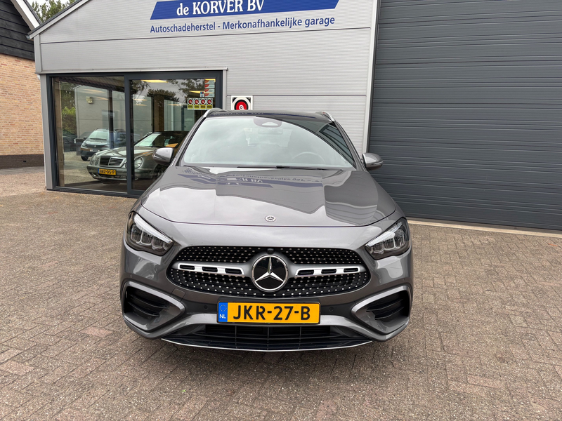 Mercedes-Benz GLA 250 250 e AMG Line — photo 3