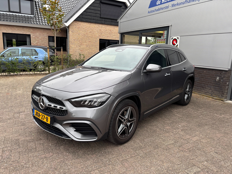 Mercedes-Benz GLA 250 250 e AMG Line — photo 4