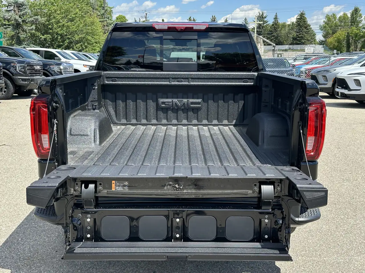 GMC Sierra 1500 photo GMC Sierra 1500