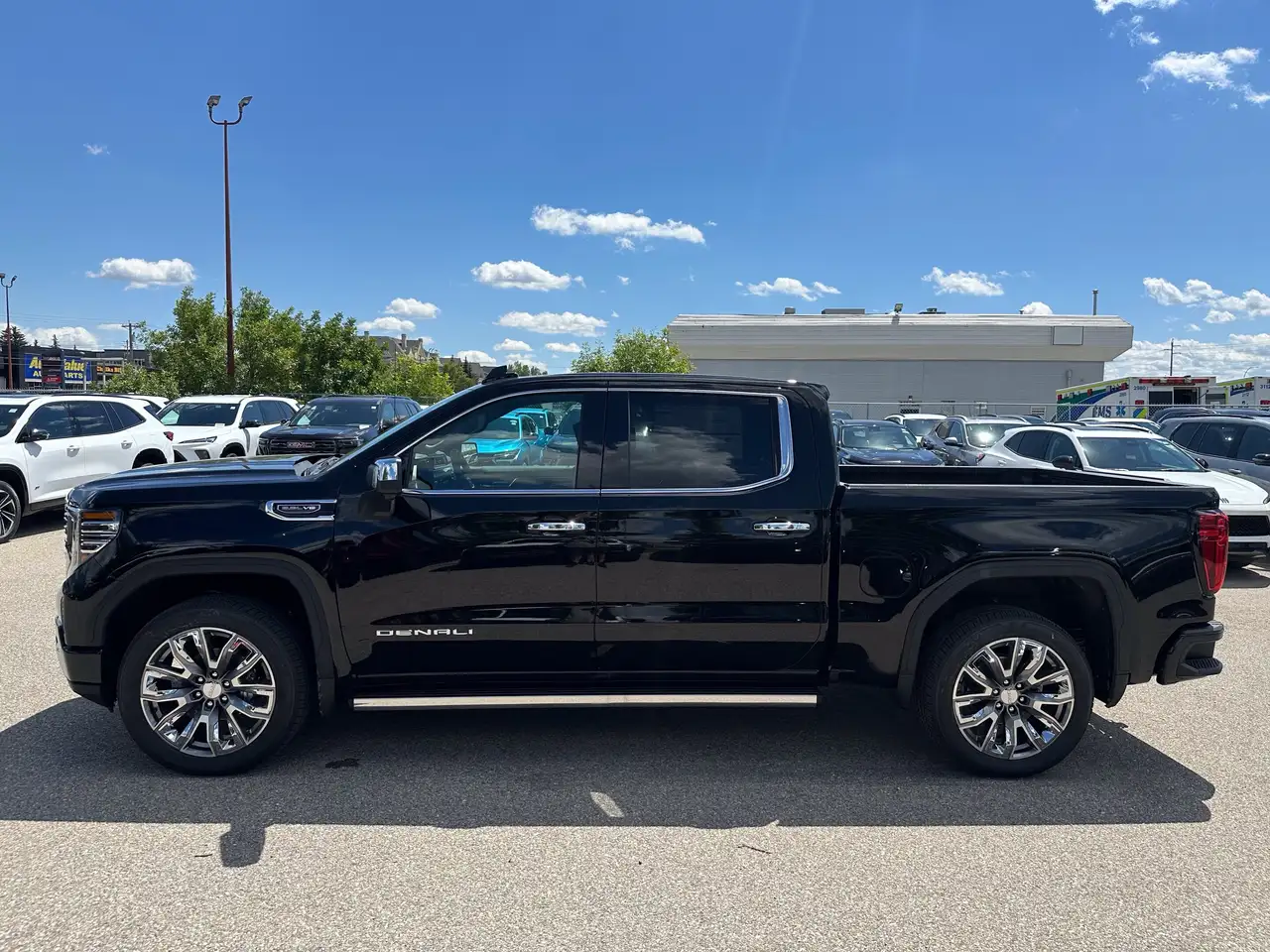 GMC Sierra 1500 photo GMC Sierra 1500