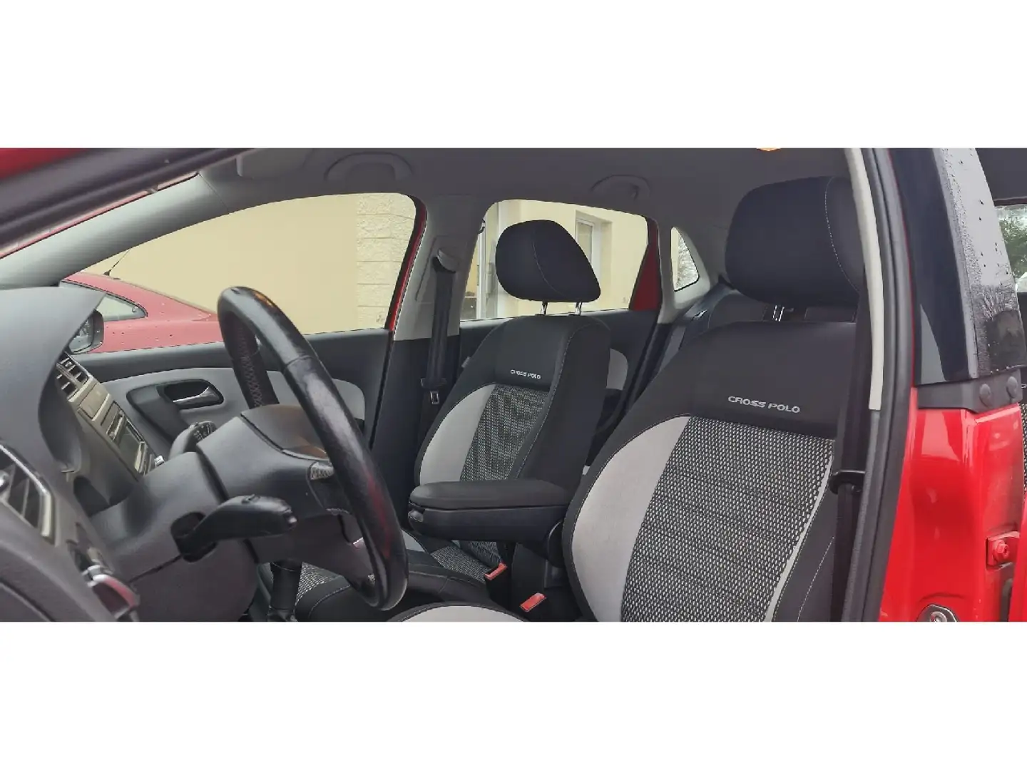 Volkswagen Polo 1.4 85 Cross 5portes clim - 2