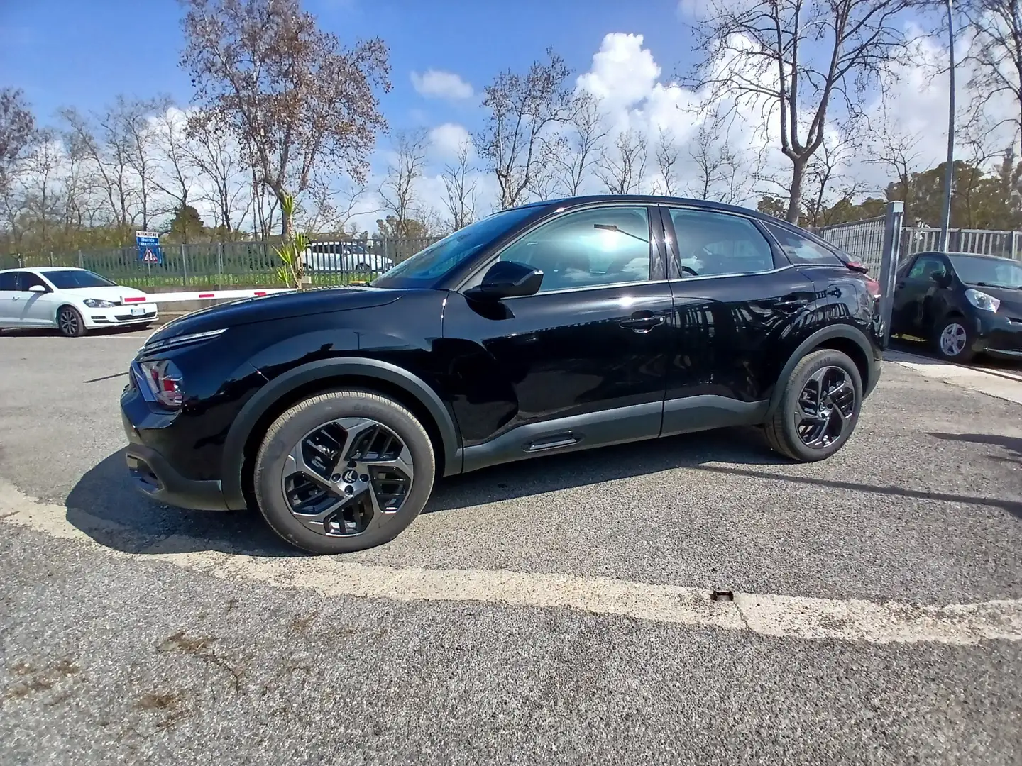 Citroen C4 PureTech 130 S&S Plus Negro - 2