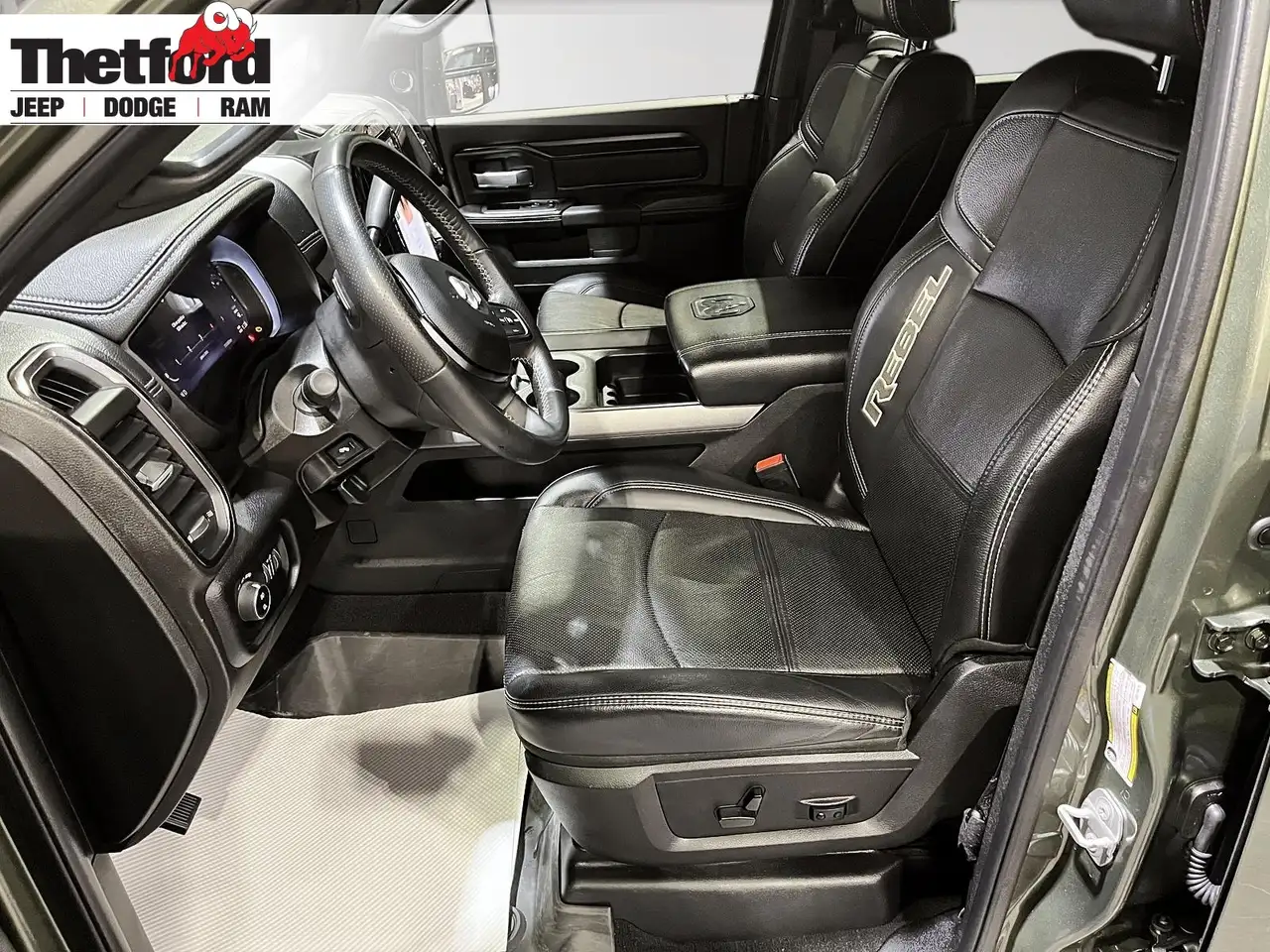 RAM 2500 снимка RAM 2500