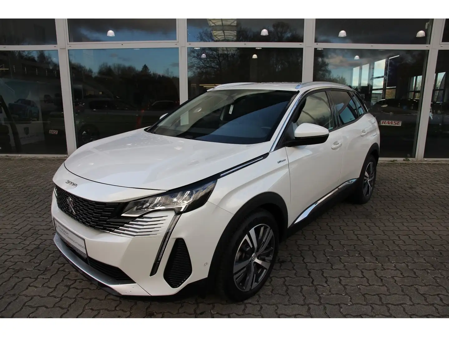 Peugeot 3008 Allure Pack Hybrid 225 Plug-In GJR Navi SHZ Weiß - 1