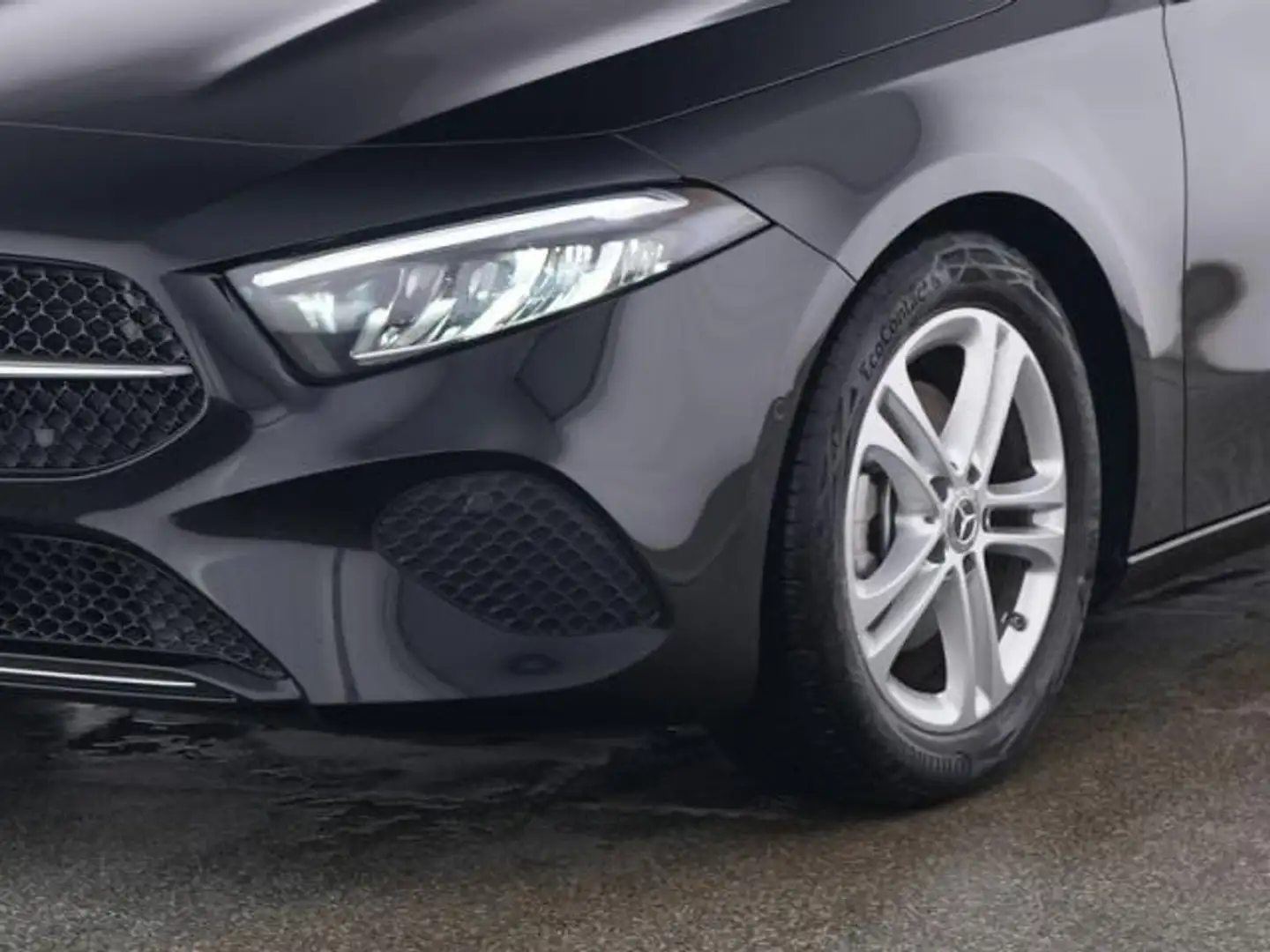 Mercedes-Benz A 200 Automatic Sport MILD HYBRID Zwart - 2