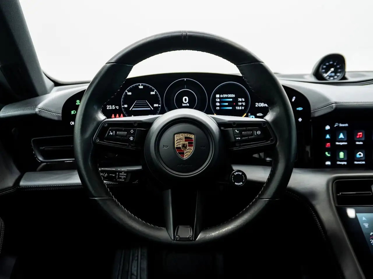 Porsche Taycan photo Porsche Taycan