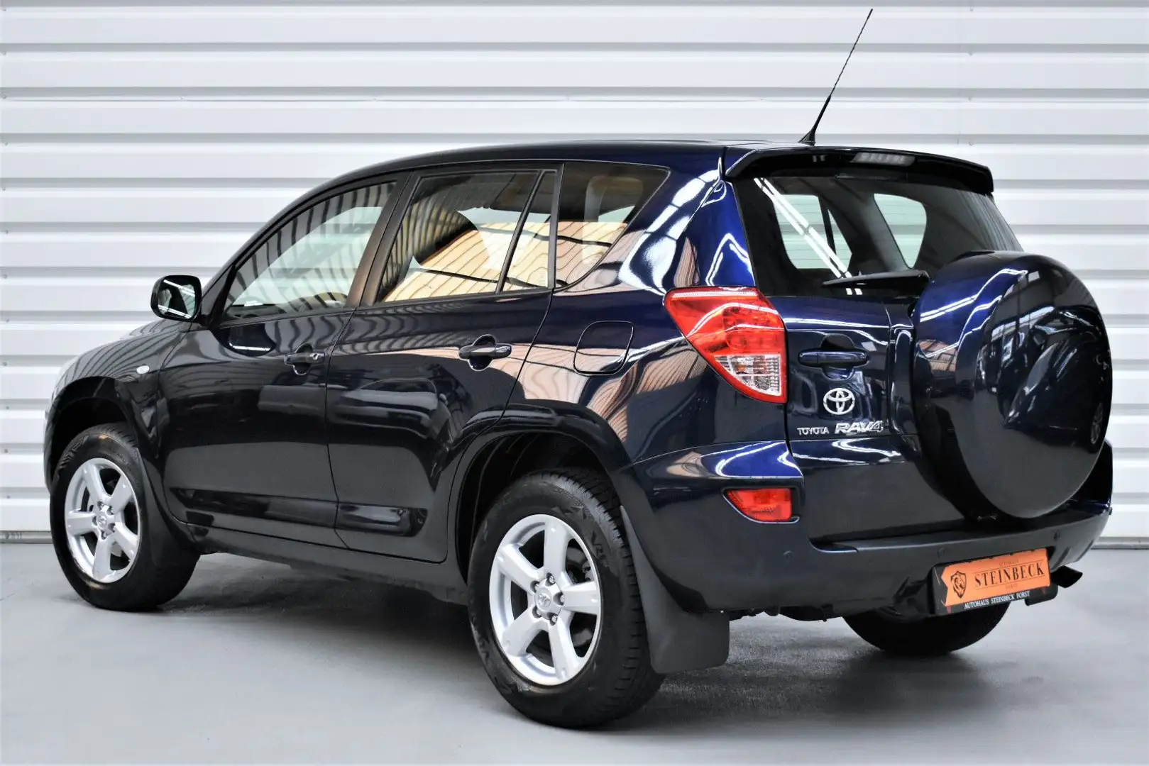 Toyota RAV 4 4 Executive+Keyless+SHZ+Leder+Automatik+PDC Blau - 2